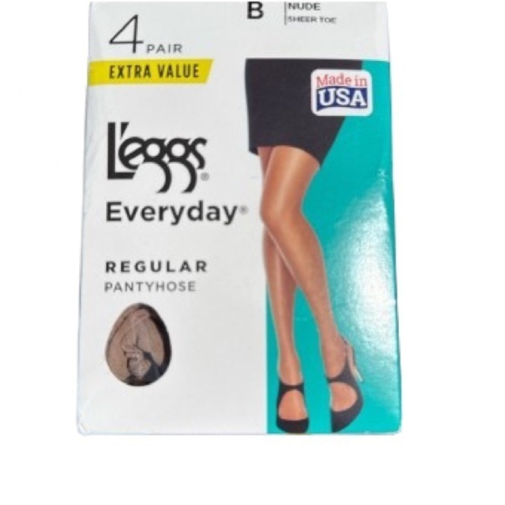 Leggs Nude Sheer Pantyhose Size B — 4 Pair — New in Box